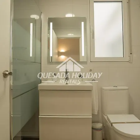 Beautiful 1 In Town Centre 3 Beds For 6 People トレビエハ