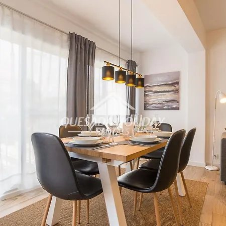 Huoneisto Beautiful 1 In Town Centre 3 Beds For 6 People *