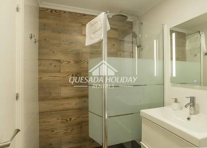 Apartment Beautiful 1 In Town Centre 3 Beds For 6 People