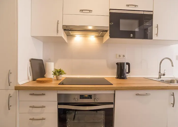 Beautiful 1 In Town Centre 3 Beds For 6 People *