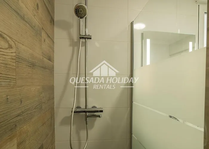 Apartment Beautiful 1 In Town Centre 3 Beds For 6 People *