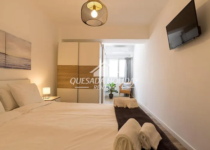 Beautiful 1 In Town Centre 3 Beds For 6 People * Torrevieja